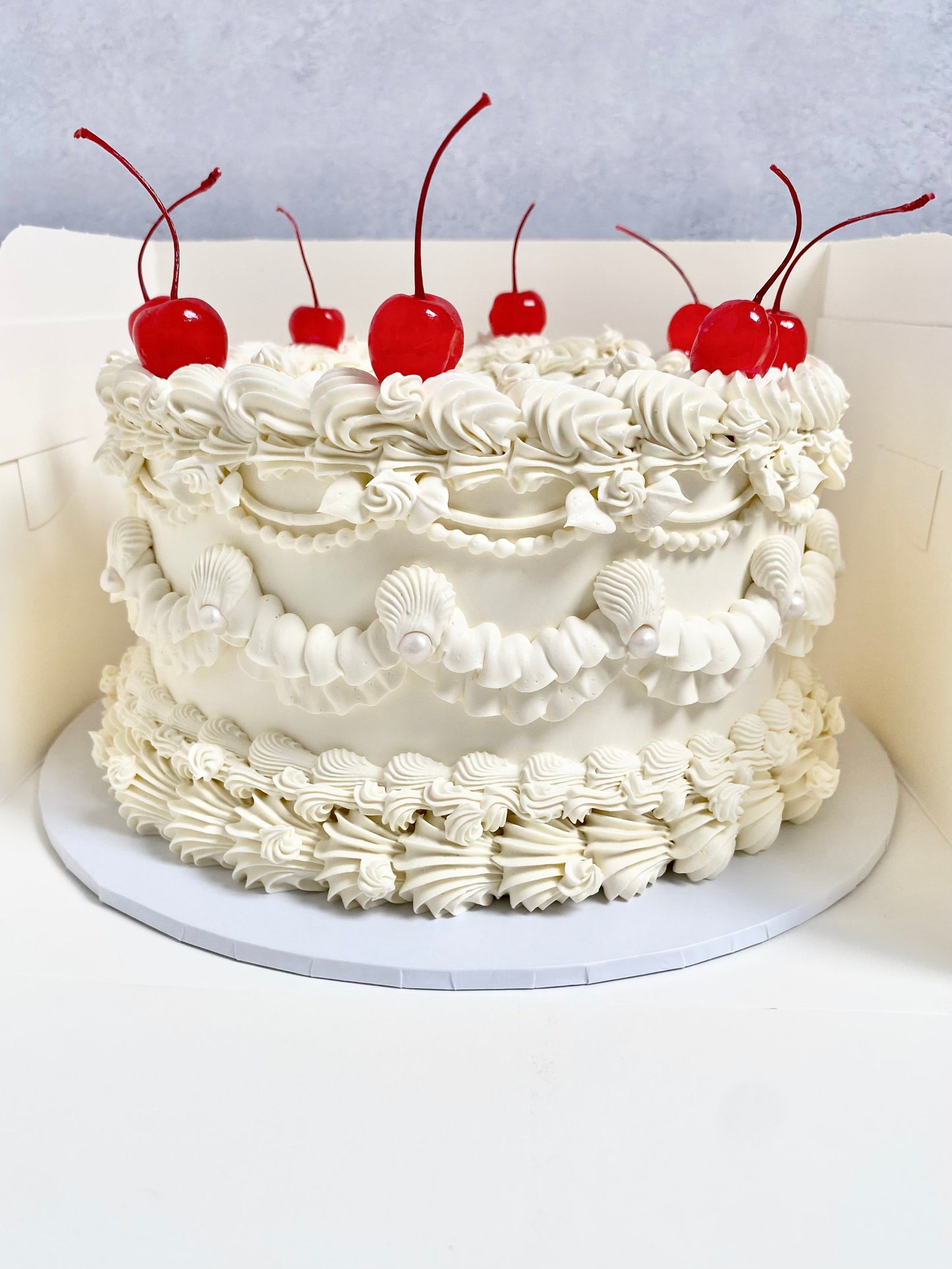 Classic Lambeth Cake
