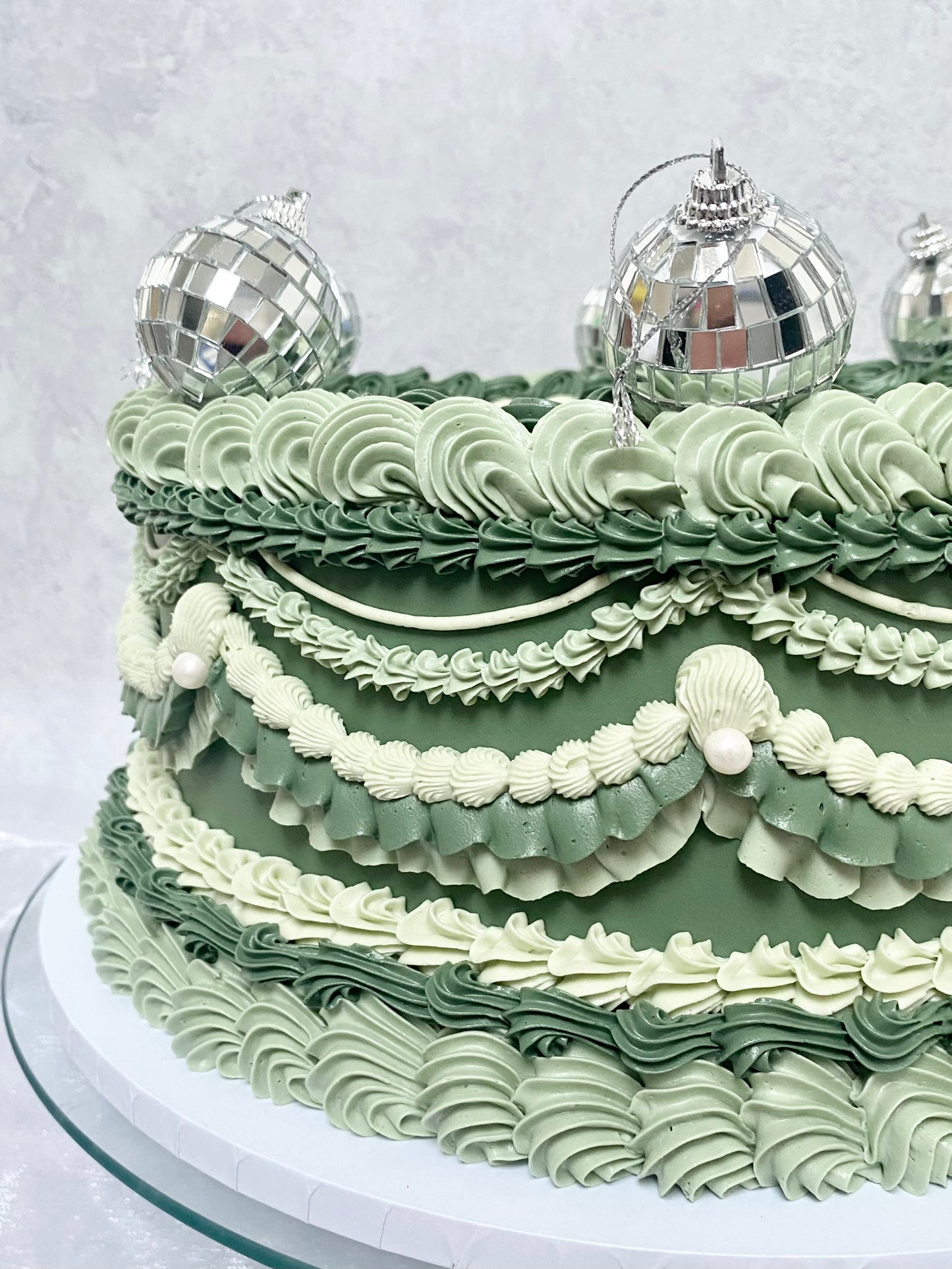 Classic Lambeth Cake