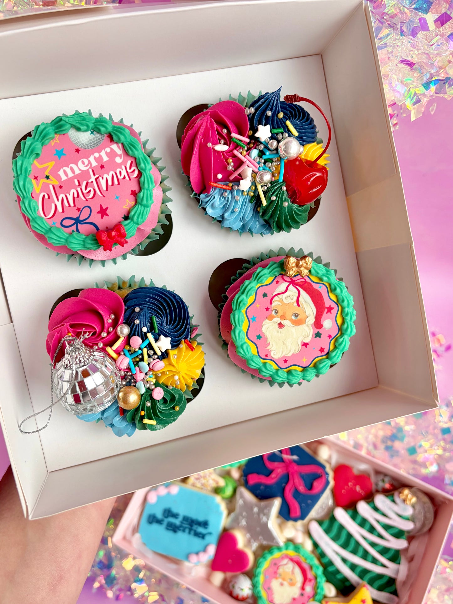 CHRISTMAS X CUPCAKES