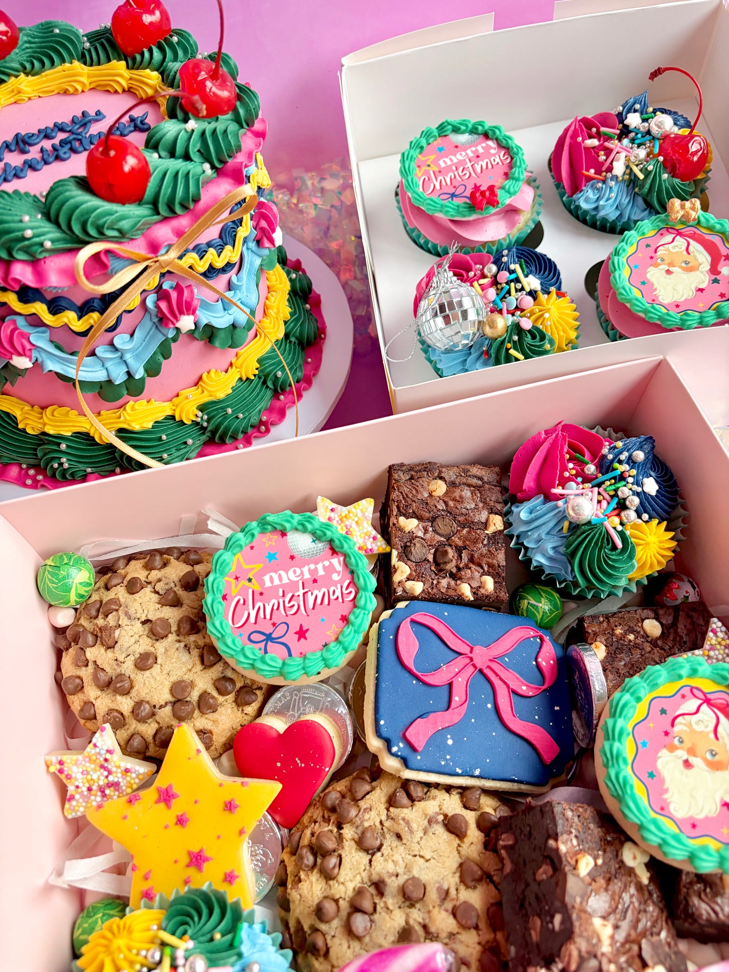 CHRISTMAS X TREAT BOX