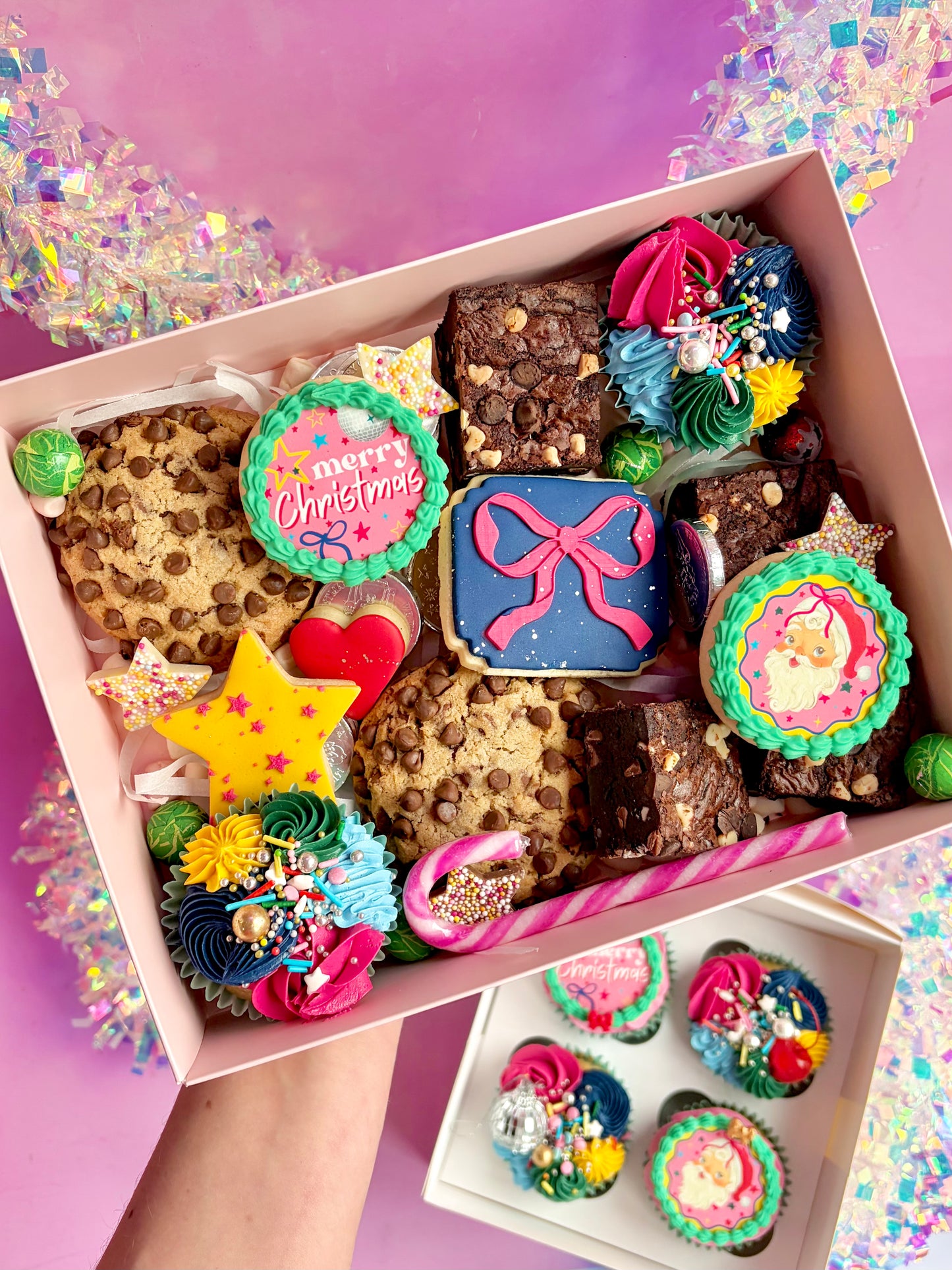 CHRISTMAS X TREAT BOX