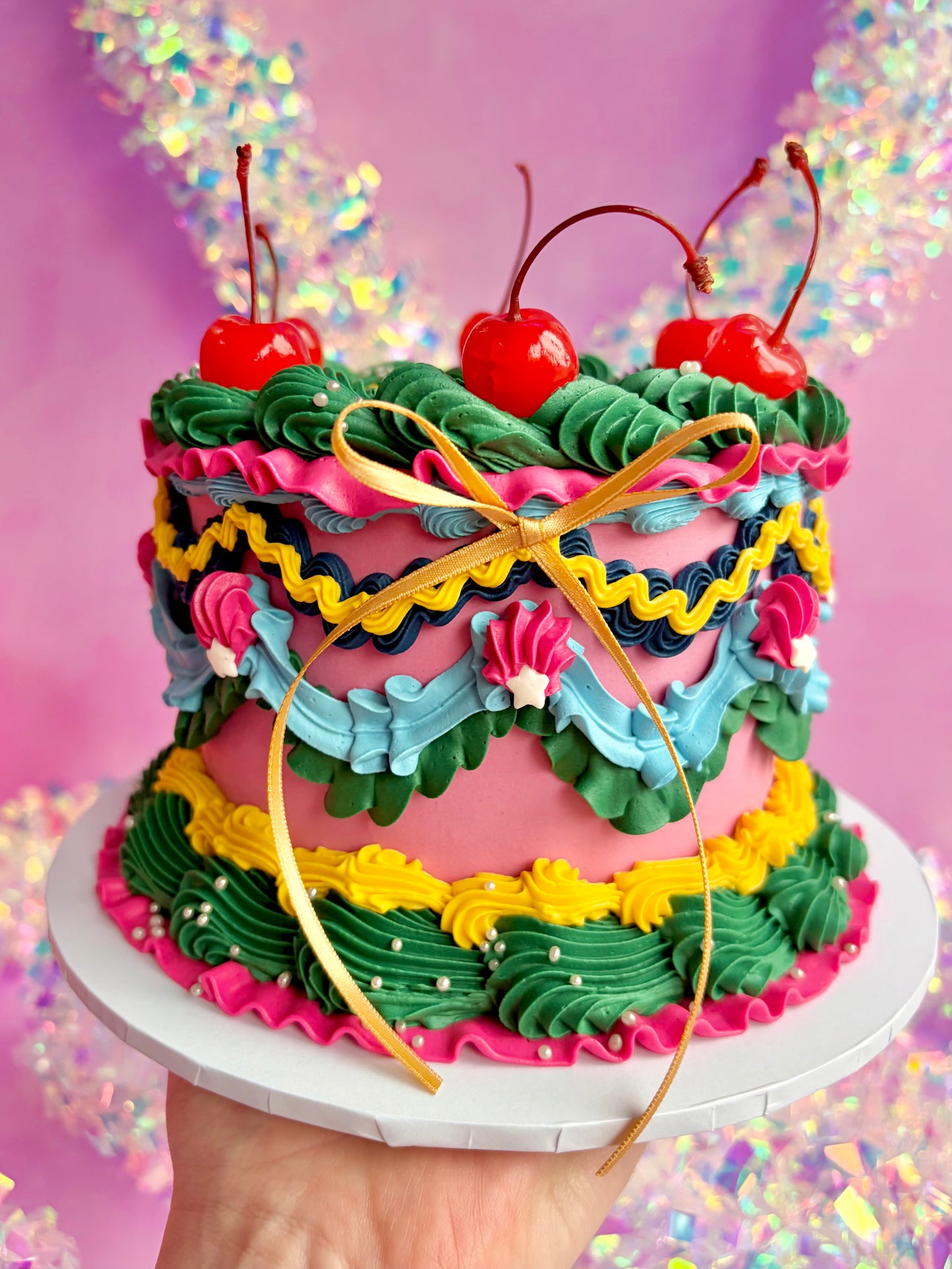 CHRISTMAS X LAMBETH CAKE